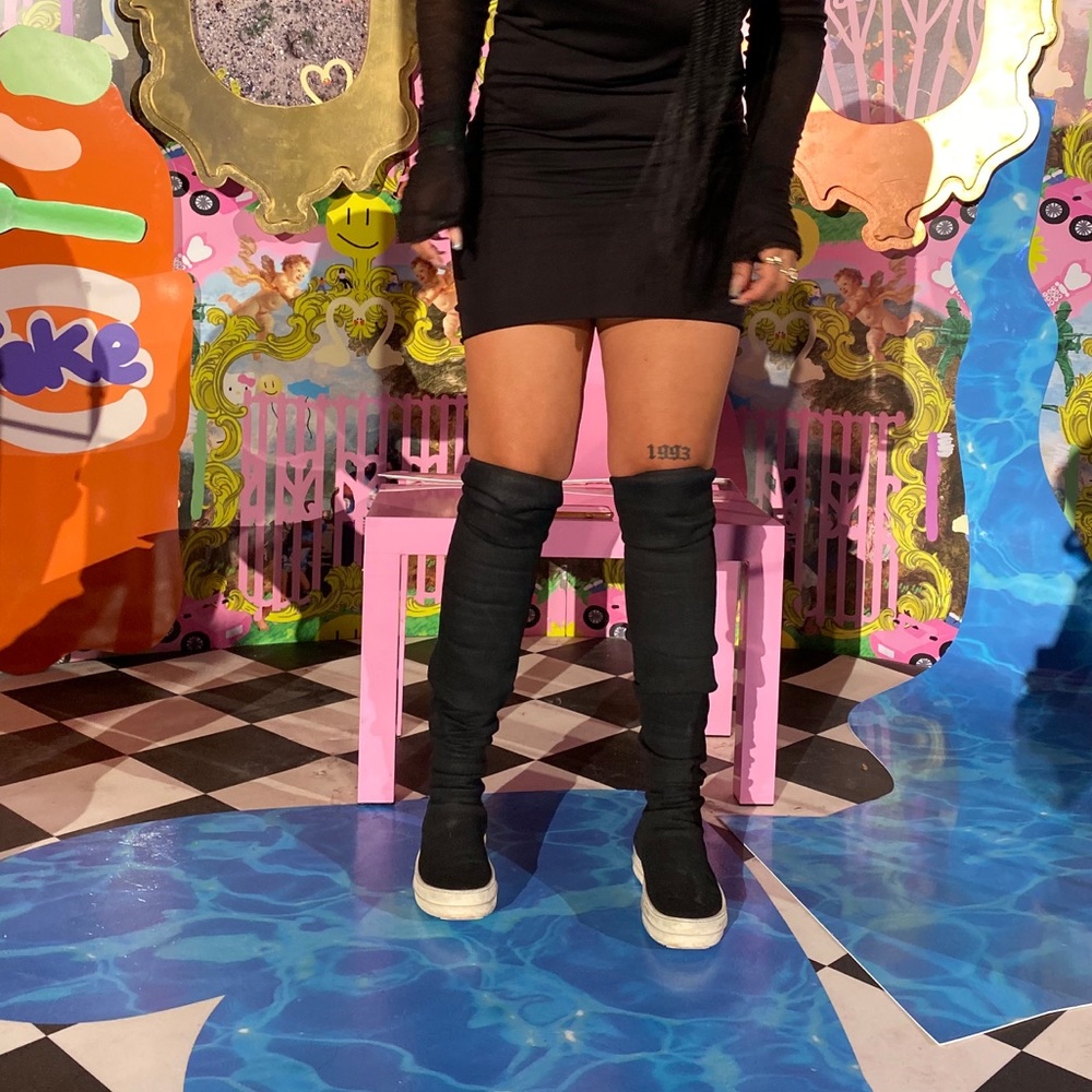 Rick Owen Drkshadow sneaker thigh sneaker